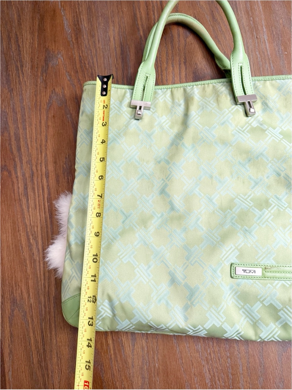 Tumi Signature Collection green tote - Picture 8 of 9